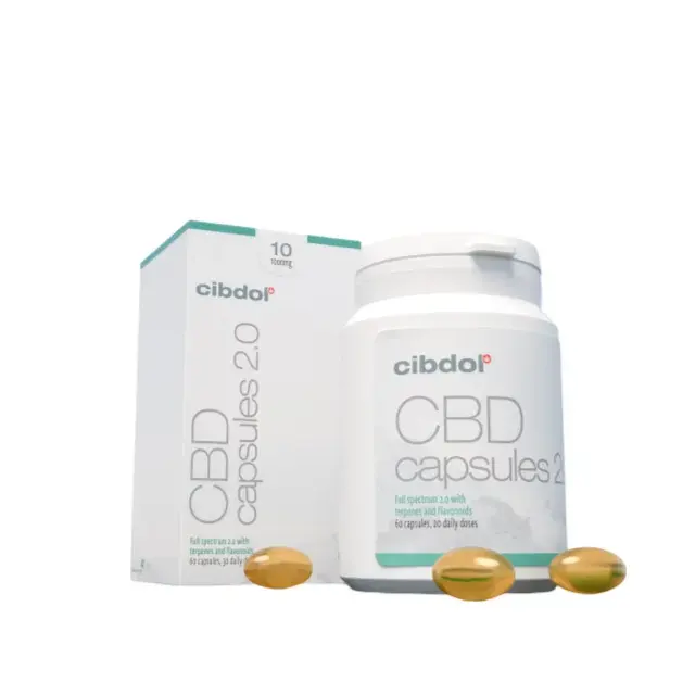 Cibdol - 10% CBD capsules 2.0 in witte verpakking. De afbeelding toont een fles en doos met het label "16 mg" met "60 stuks," samen met drie capsules op de voorkant.